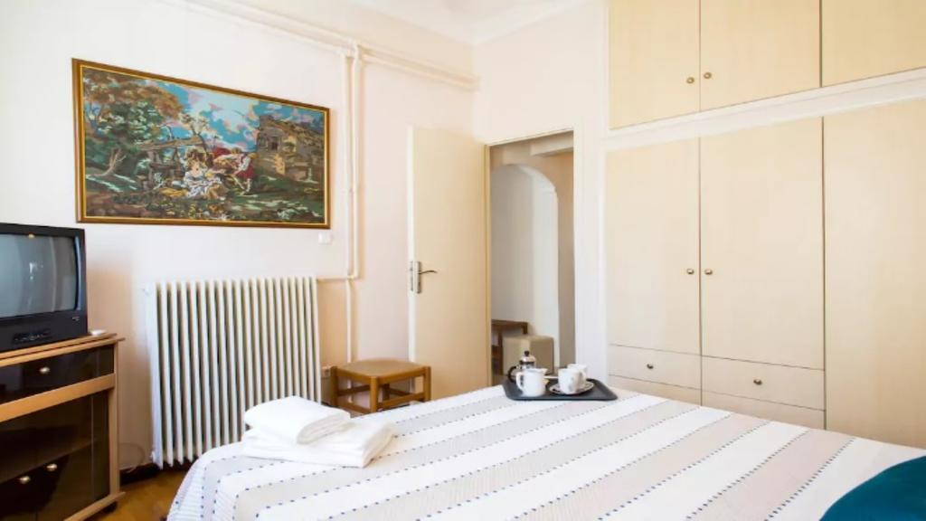 Large 3 Bedroom With Terrace Apartment