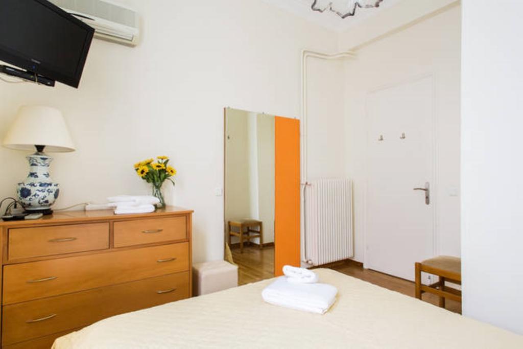 Large 3 Bedroom With Terrace Athens