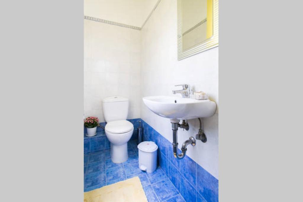 Apartment Large 3 Bedroom With Terrace Athens